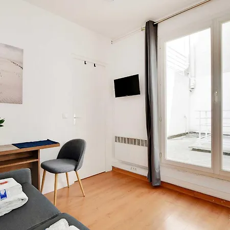 Apartment Cosy 2p Parc Expositions 15eme Arr 5 Paris